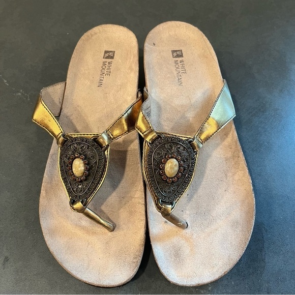 White Mountain sz 7 Abby embellished thong sandals wedge - Picture 12 of 16